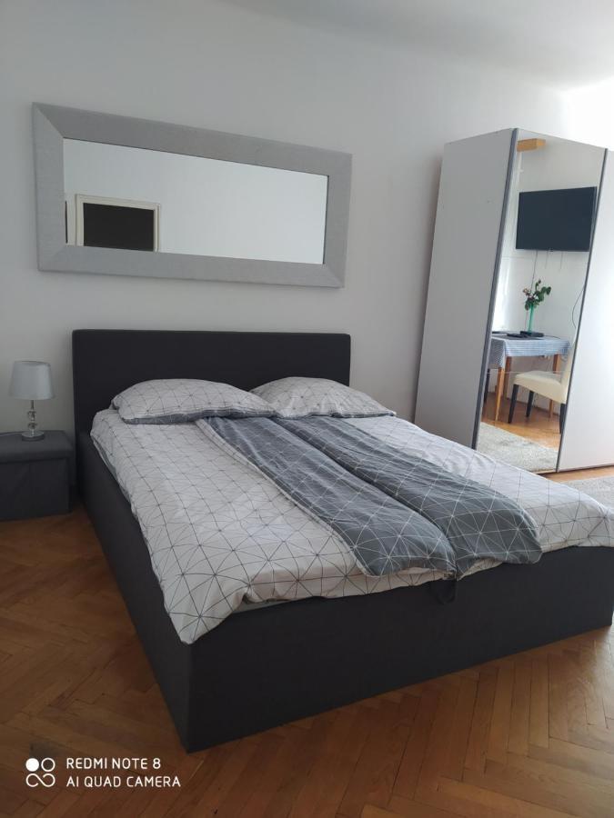 Apartamento Dóm Tér Apartman Szeged Exterior foto